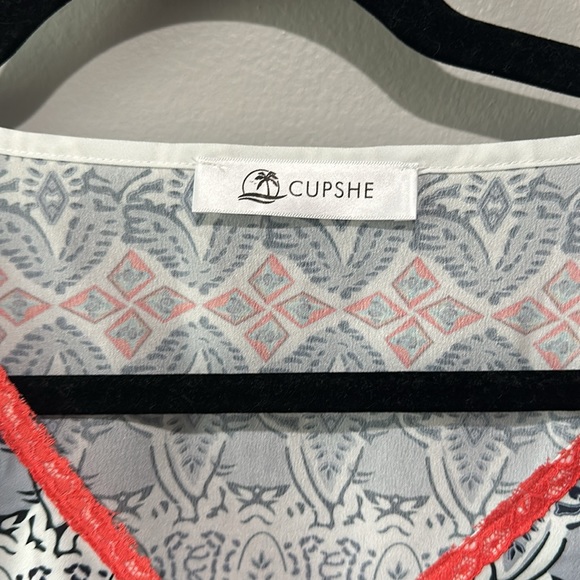 Cupshe Blue and White Patterned Pullover Swim Coverup OS - Picture 2 of 4